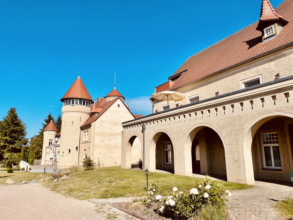 Schloss Stolpe von der Zufahrt